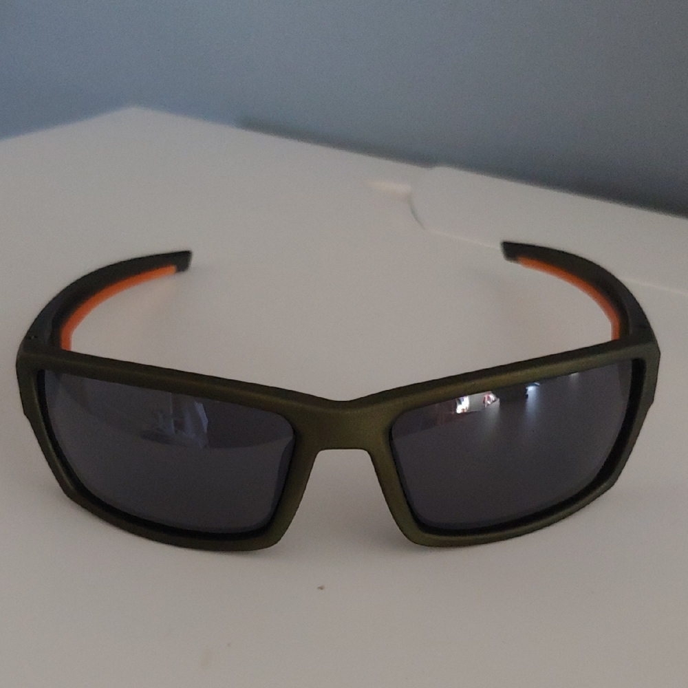 Body Glove Sunglasses